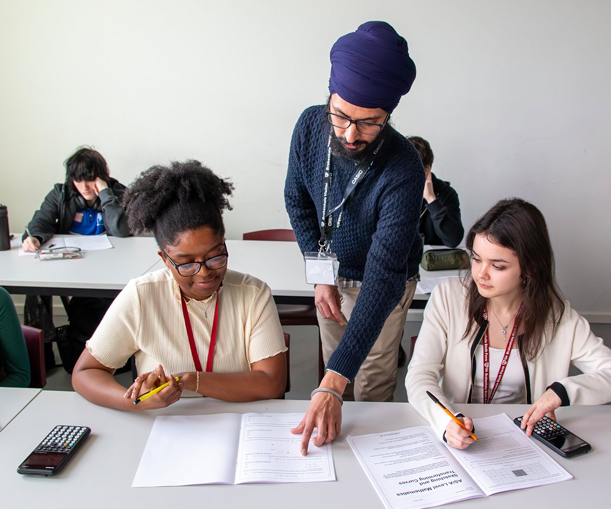 Casio fx-CG100 graphic calculator in the classroom