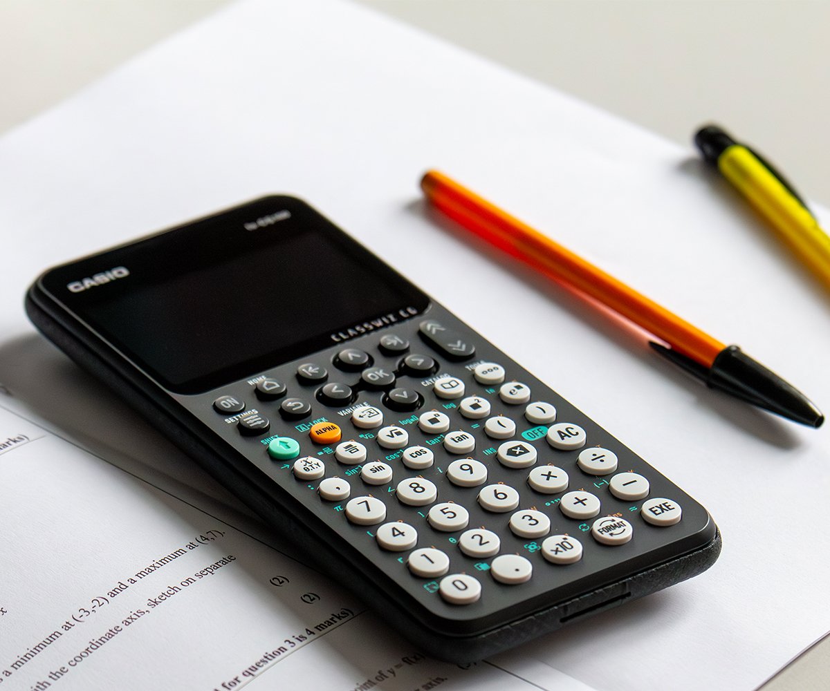 Casio fx-CG100 grapbhic calculator